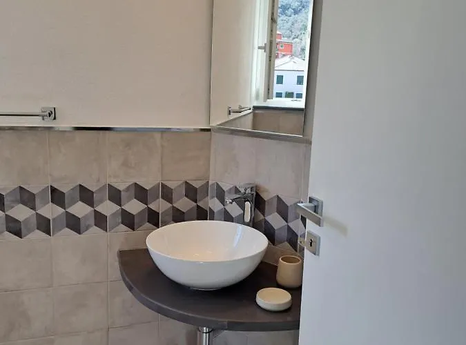 Pavian Πανσιόν 3*