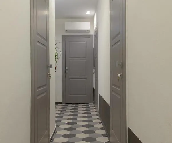 Pavian 게스트하우스 3*